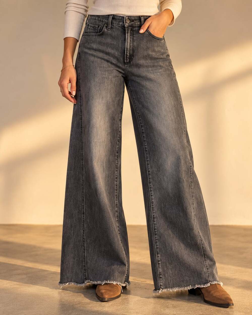 Chico’s Wide Leg Jeans 12R High Rise Black Gray Wash Raw Frayed Hem